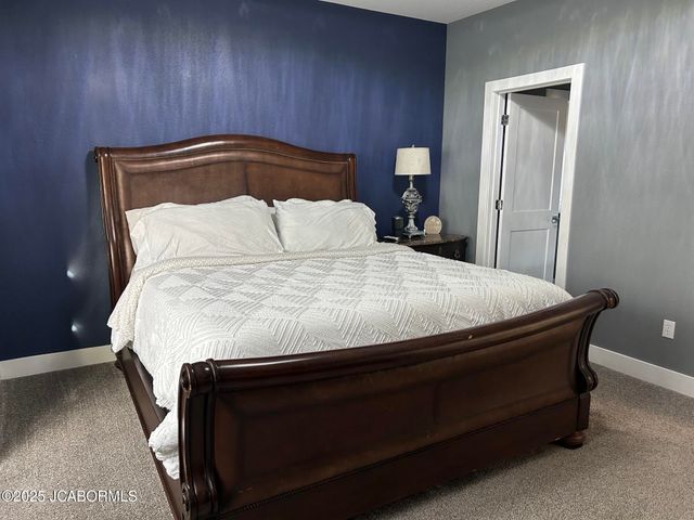 1325 SUMMERFIELD DRIVE, Jefferson City, MO 65109