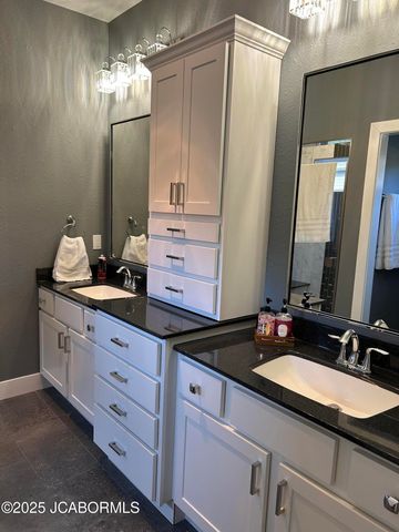 1325 SUMMERFIELD DRIVE, Jefferson City, MO 65109