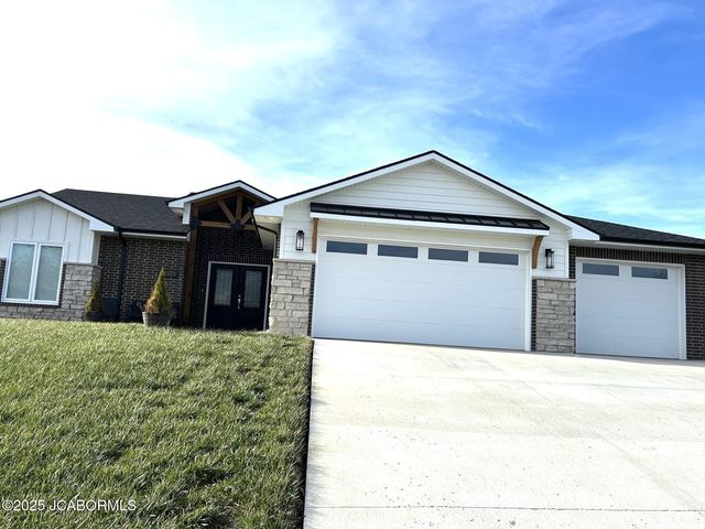 1325 SUMMERFIELD DRIVE, Jefferson City, MO 65109