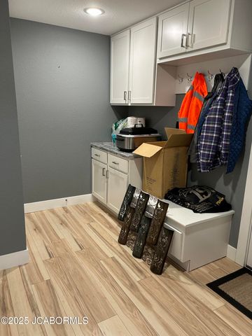 1325 SUMMERFIELD DRIVE, Jefferson City, MO 65109