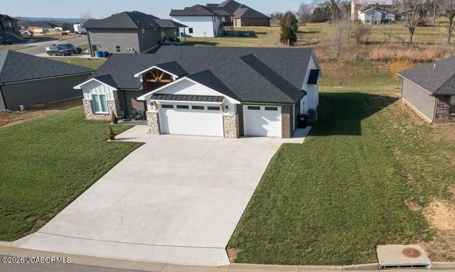 1325 SUMMERFIELD DRIVE, Jefferson City, MO 65109