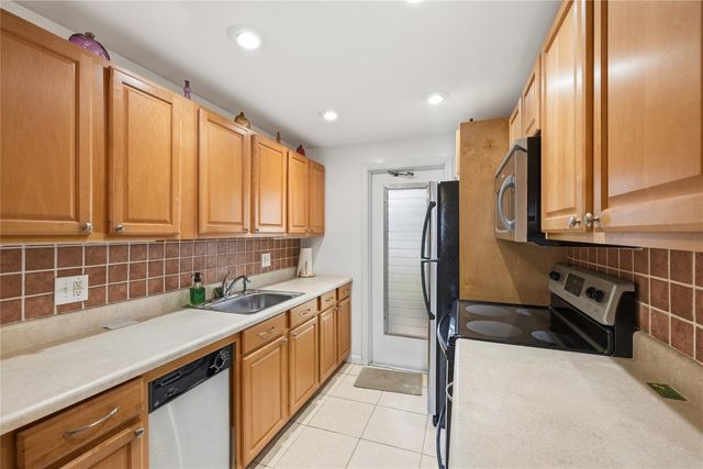 224 Hibiscus Ave Apt 151, Fort Lauderdale, FL 33308