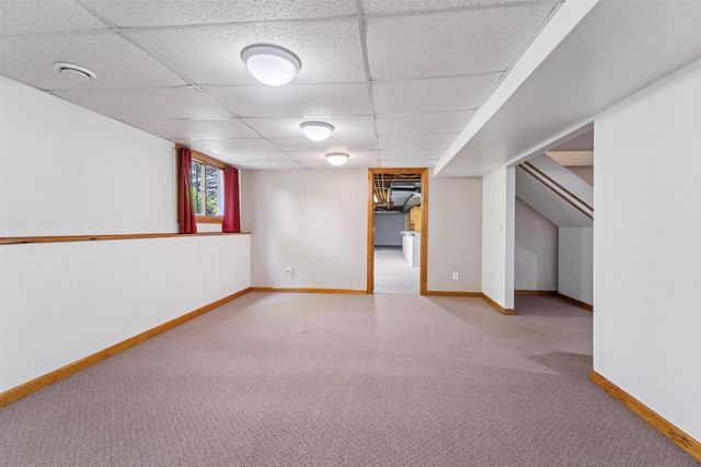 N8815 ISAAR ROAD, Seymour, WI 54165
