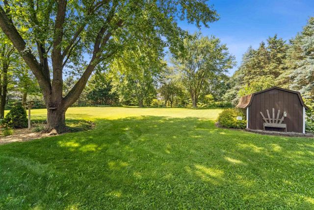 N8815 ISAAR ROAD, Seymour, WI 54165