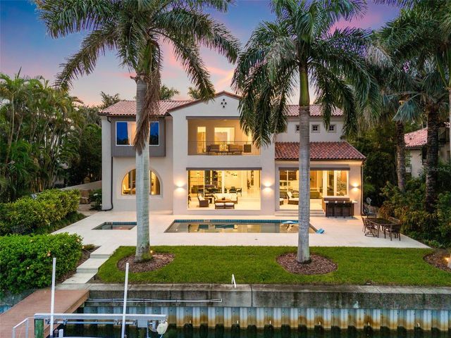 851 BRIGHTWATERS BOULEVARD NE, St Petersburg, FL 33704