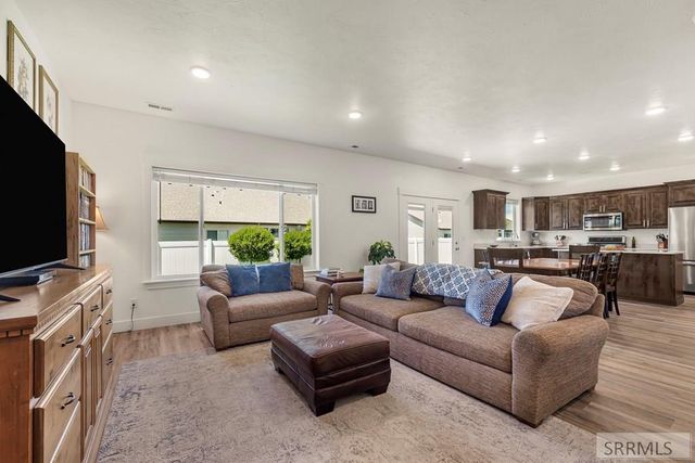 849 S 2380 W, Rexburg, ID 83440