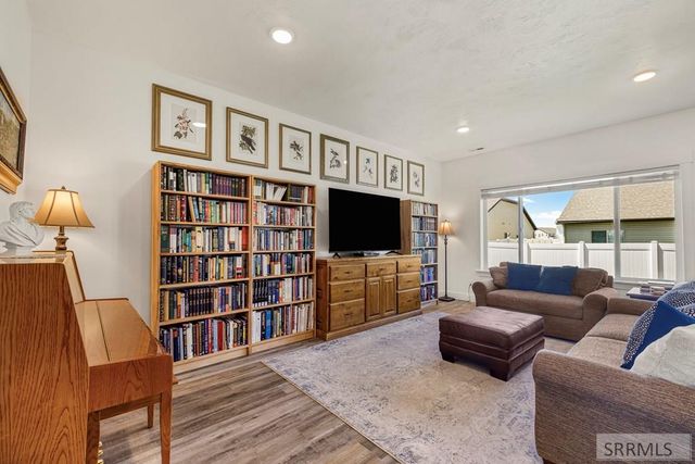849 S 2380 W, Rexburg, ID 83440