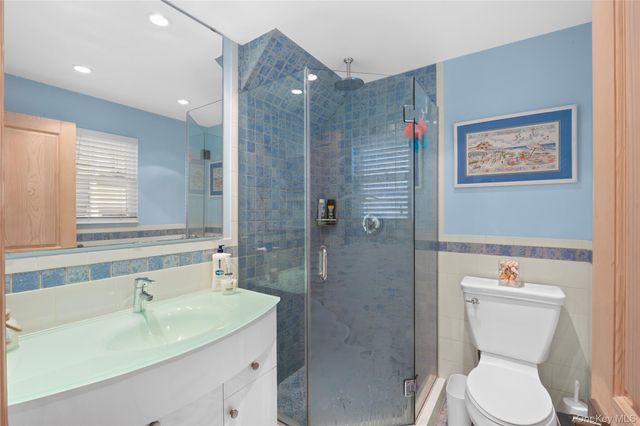 226 Lee Place, Bellmore, NY 11710