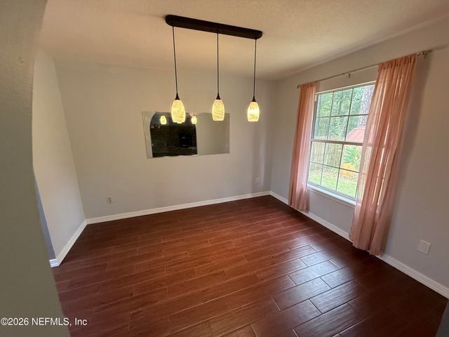 958 LONG LAKE Drive, Jacksonville, FL 32225