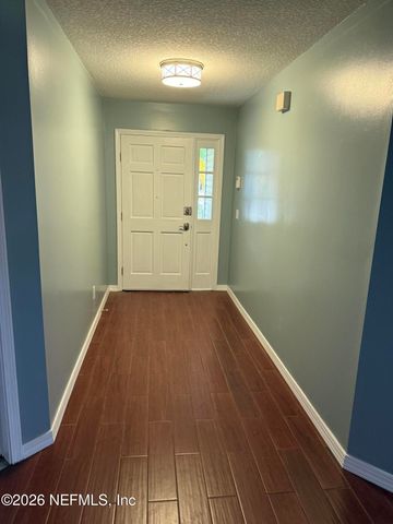 958 LONG LAKE Drive, Jacksonville, FL 32225