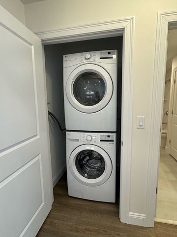 7 East Dexter Ave 40, Woburn, MA 01801