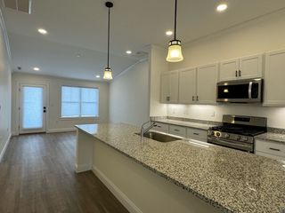 7 East Dexter Ave 40, Woburn, MA 01801