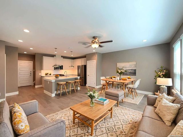 1511 E Sandalwood Ln Unit 11, San Antonio, TX 78209