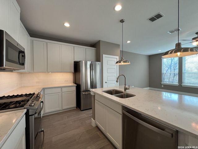 1511 E Sandalwood Ln Unit 11, San Antonio, TX 78209