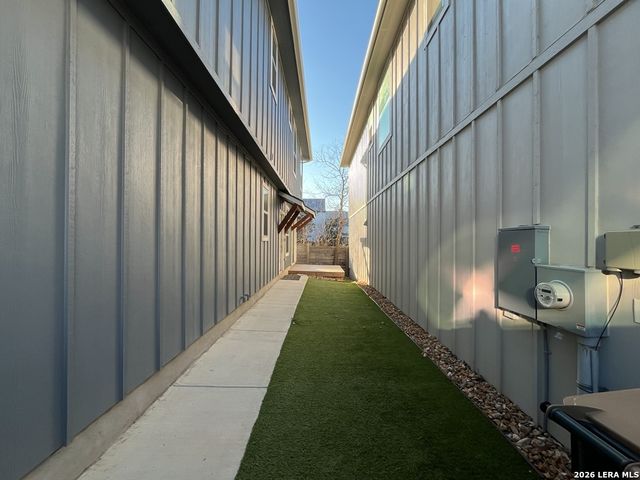 1511 E Sandalwood Ln Unit 11, San Antonio, TX 78209