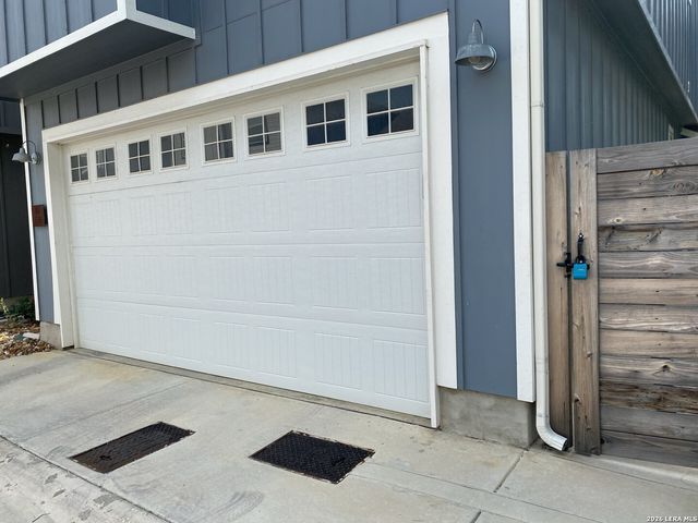 1511 E Sandalwood Ln Unit 11, San Antonio, TX 78209