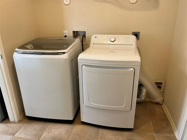 21207 Barker Canyon Lane, Katy, TX 77450