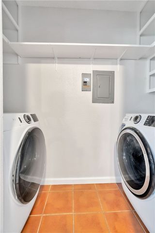 1812 E Furman Street, Fayetteville, AR 72703