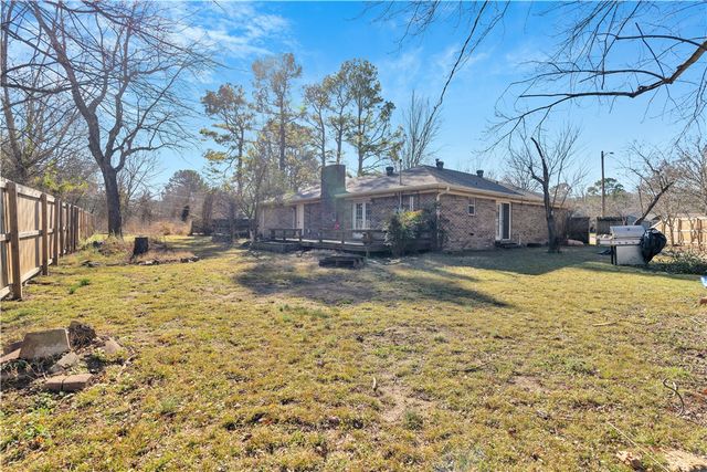 1812 E Furman Street, Fayetteville, AR 72703