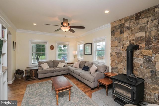 1235 KESLER RD, Front Royal, VA 22630
