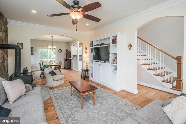 1235 KESLER RD, Front Royal, VA 22630