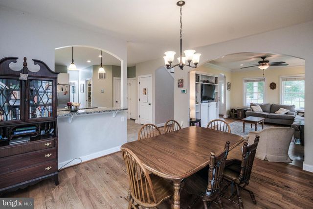 1235 KESLER RD, Front Royal, VA 22630