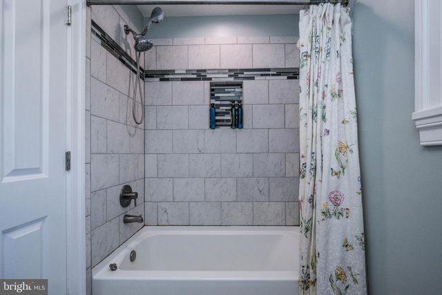 1235 KESLER RD, Front Royal, VA 22630