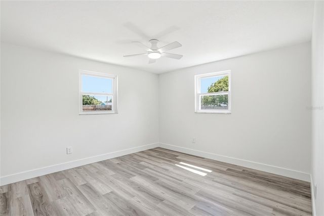 1004 IDLEBRIAR WAY, Tarpon Springs, FL 34689