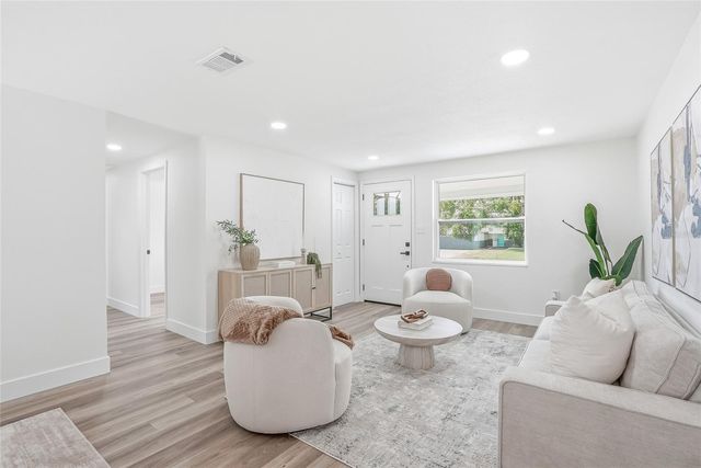 1004 IDLEBRIAR WAY, Tarpon Springs, FL 34689