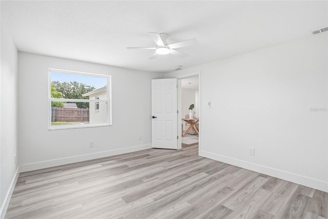 1004 IDLEBRIAR WAY, Tarpon Springs, FL 34689