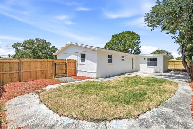 1004 IDLEBRIAR WAY, Tarpon Springs, FL 34689
