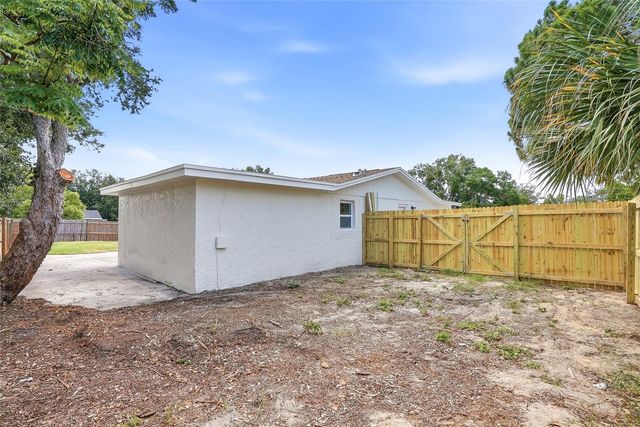 1004 IDLEBRIAR WAY, Tarpon Springs, FL 34689