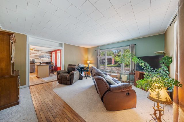 806 WILLOW STREET, Winneconne, WI 54986