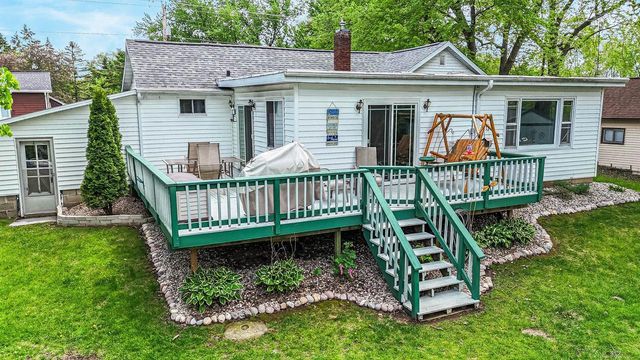 806 WILLOW STREET, Winneconne, WI 54986