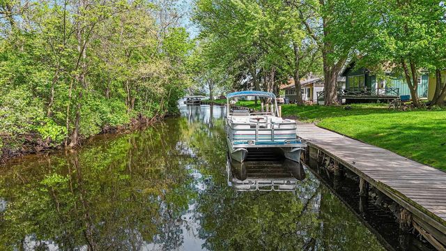 806 WILLOW STREET, Winneconne, WI 54986
