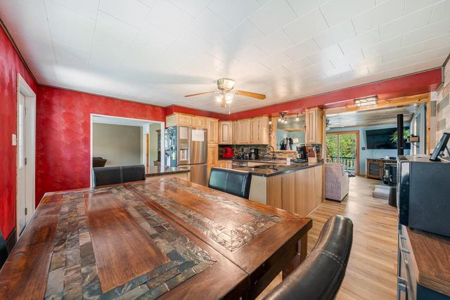 806 WILLOW STREET, Winneconne, WI 54986