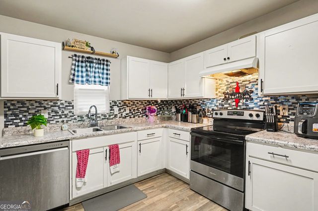 20 Natures Trail, Covington, GA 30016