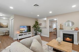 646 B Plymouth Drive, Lakewood, NJ 08701
