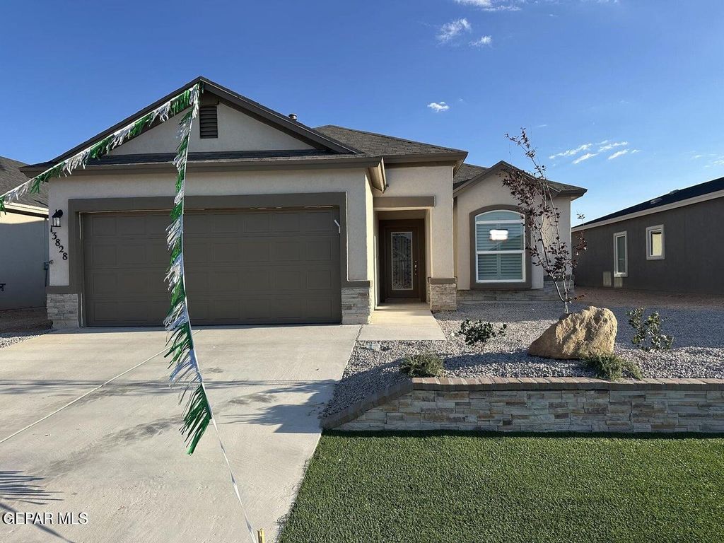 12408 Oconee Place, Clint, TX 79836