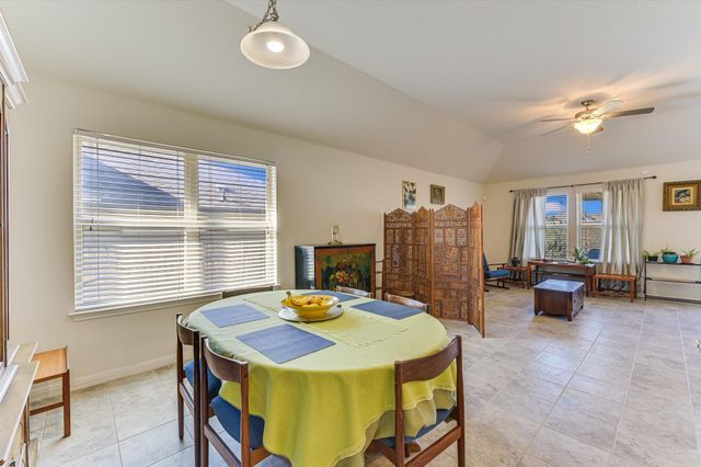 135 Tailwind DR, Kyle, TX 78640