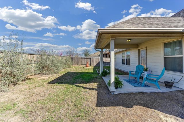 135 Tailwind DR, Kyle, TX 78640