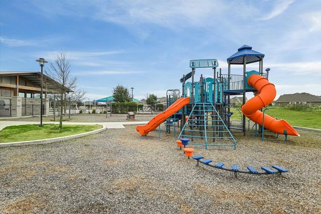 135 Tailwind DR, Kyle, TX 78640