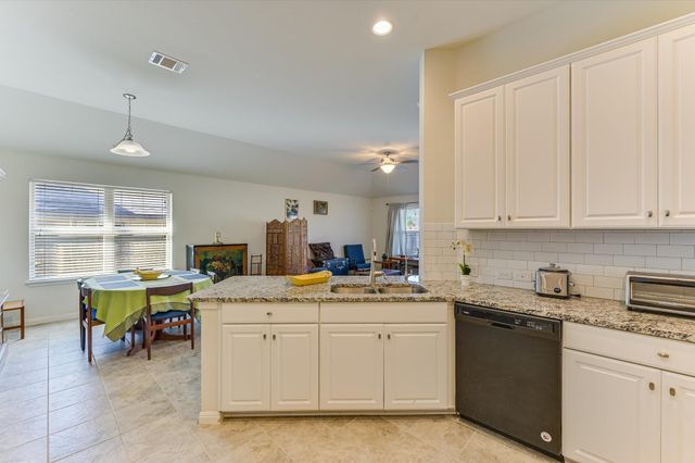 135 Tailwind DR, Kyle, TX 78640