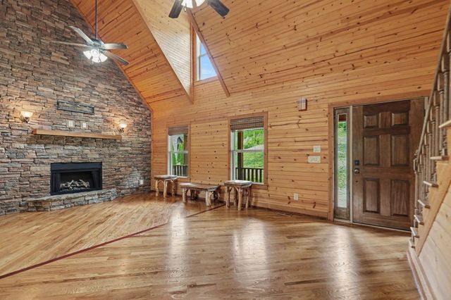 600 Mill Ridge Road, Hiawassee, GA 30546
