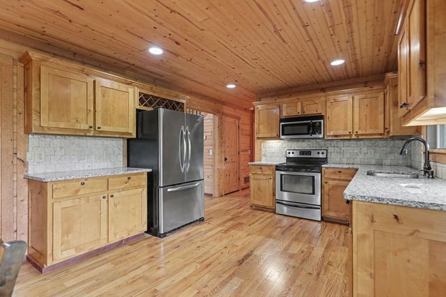 600 Mill Ridge Road, Hiawassee, GA 30546