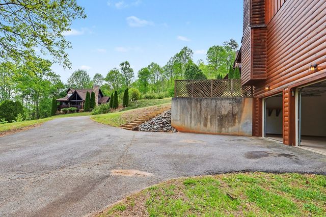 600 Mill Ridge Road, Hiawassee, GA 30546