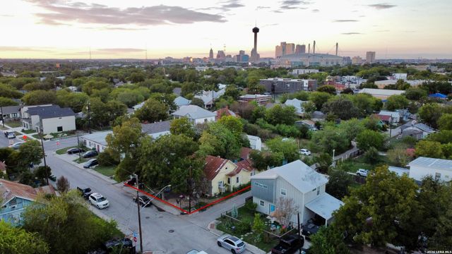 1015 Florida, San Antonio, TX 78210