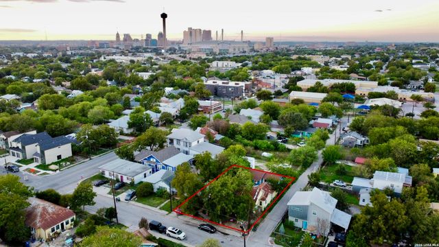 1015 Florida, San Antonio, TX 78210
