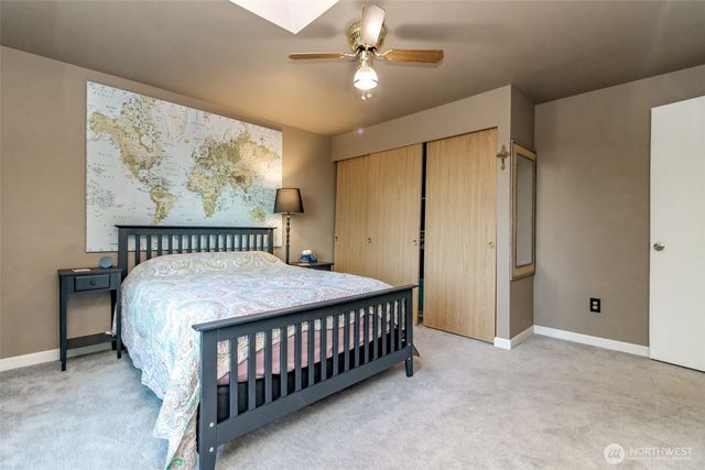 24041 26th Avenue S, Des Moines, WA 98198