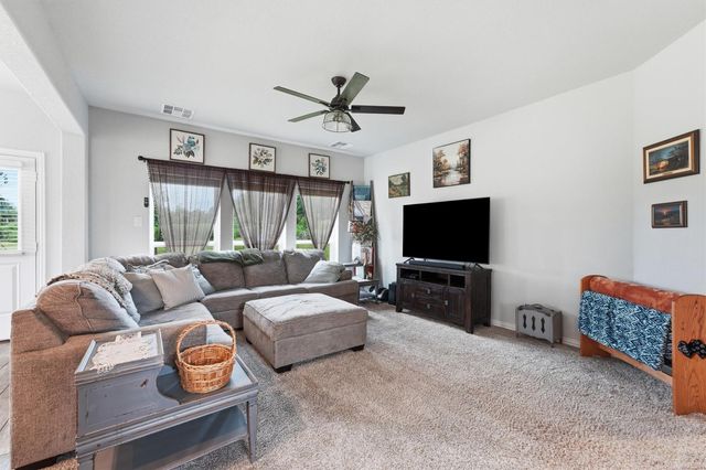 475 Road 6616, Dayton, TX 77535